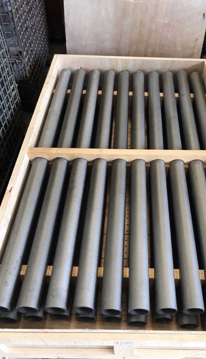 LAWAI INDUSTRIAL CORPORATION manufactures HU alloy heat resistant centrifugal casting tube in Taiwan